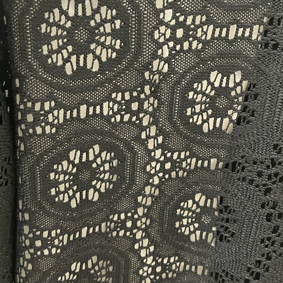 Chico's Travelers Lace Topper SZ 2 - Picture 4 of 4